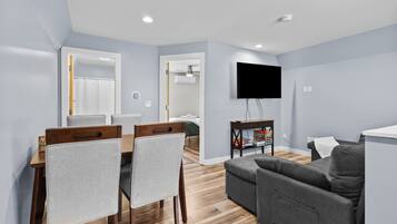 Wi-Fi de cortesia, roupa de cama