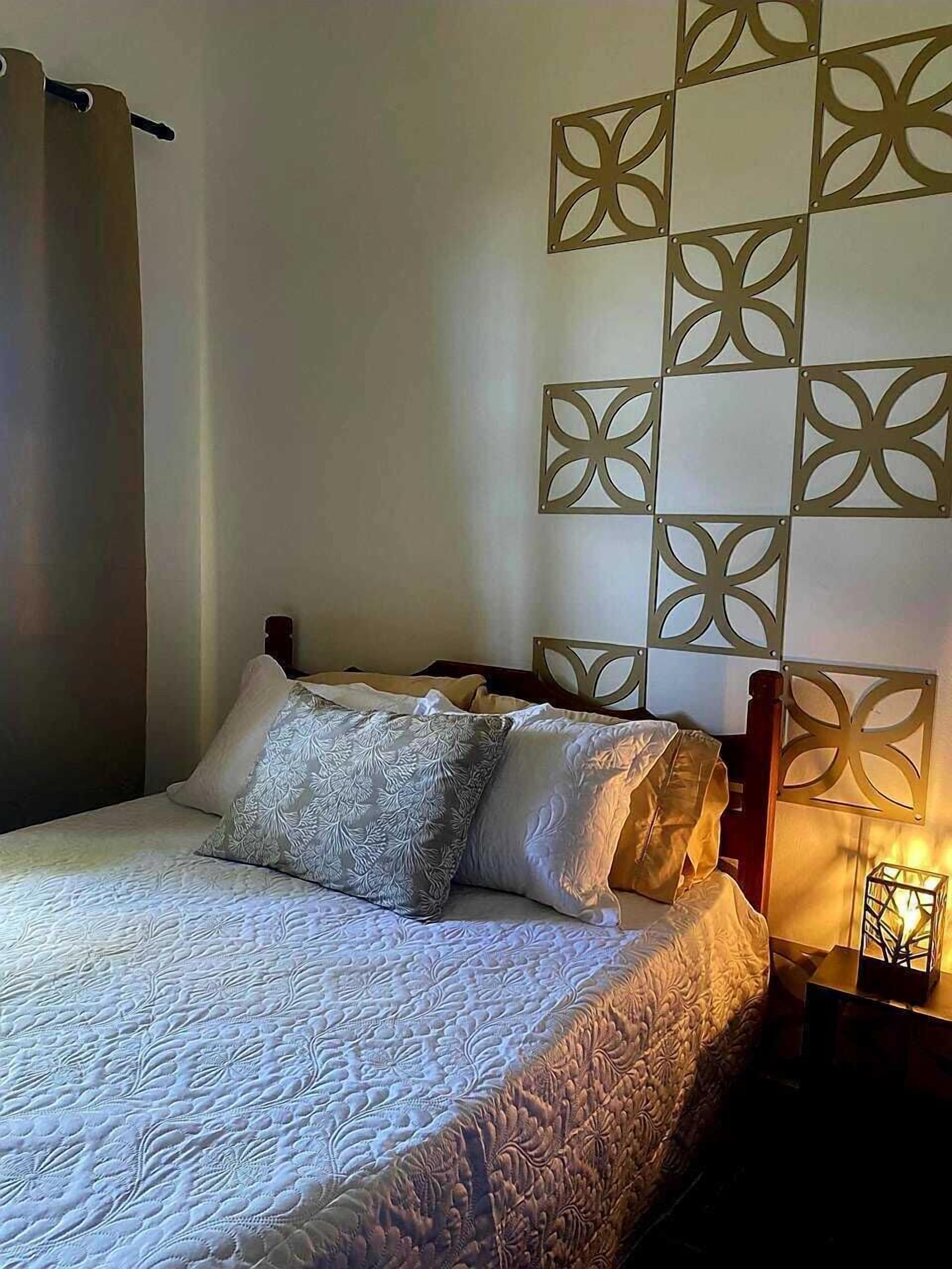 Quarto quádruplo família, aceita animais de estimação, vista para o jardim | Roupas de cama antialérgicas, Wi-Fi de cortesia, roupa de cama