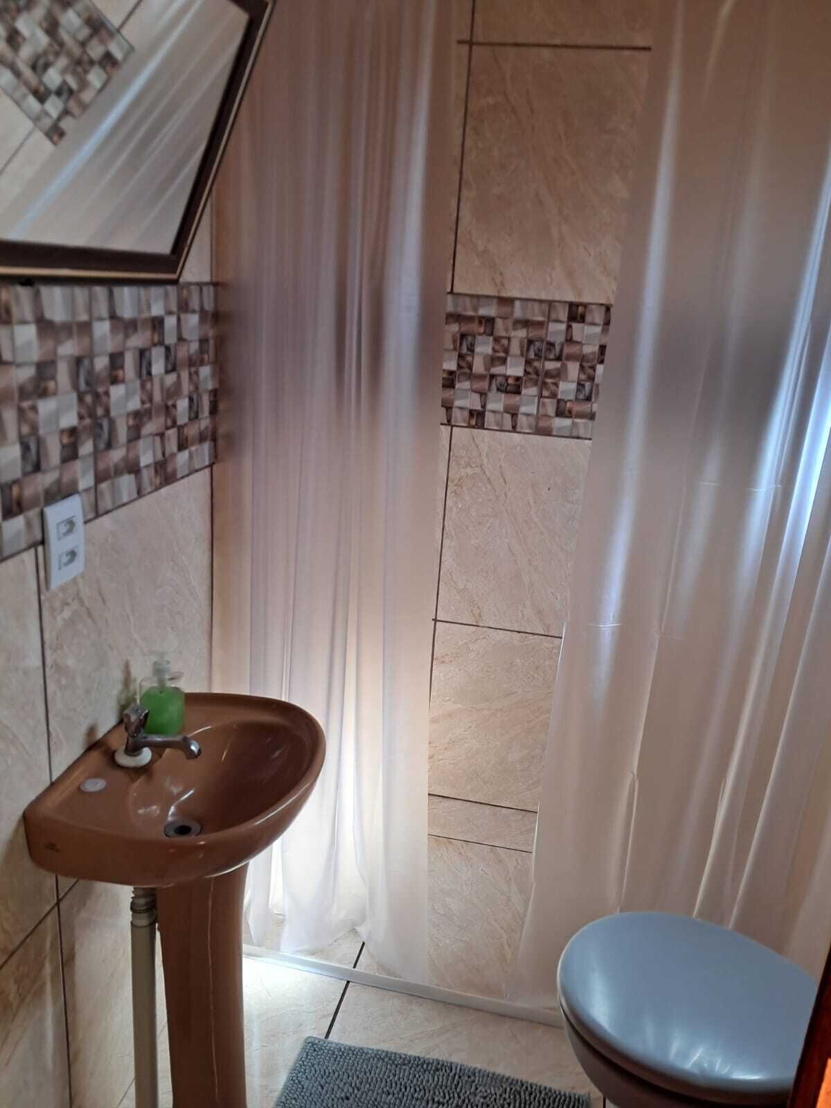 Towels, toilet paper