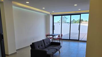 Standard Apartment, 1 Bedroom, Patio | Living area