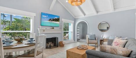 Télévision, livres, espaces bureaux