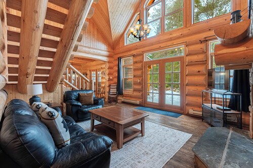 Fiddler Lake Resort - Bear 22