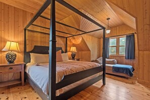 3 bedrooms, WiFi, bed sheets