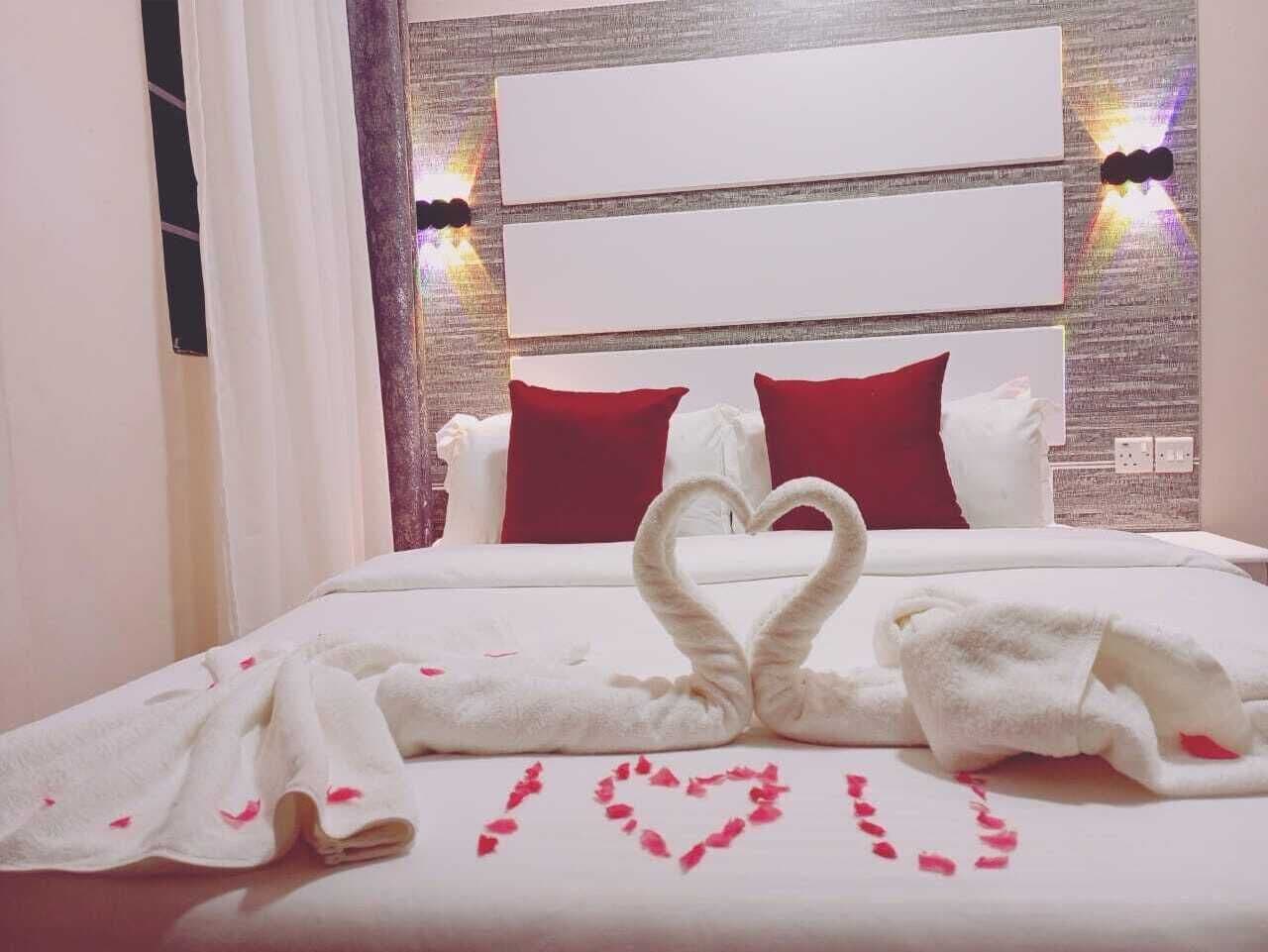 Deluxe Single Room | Free WiFi, bed sheets