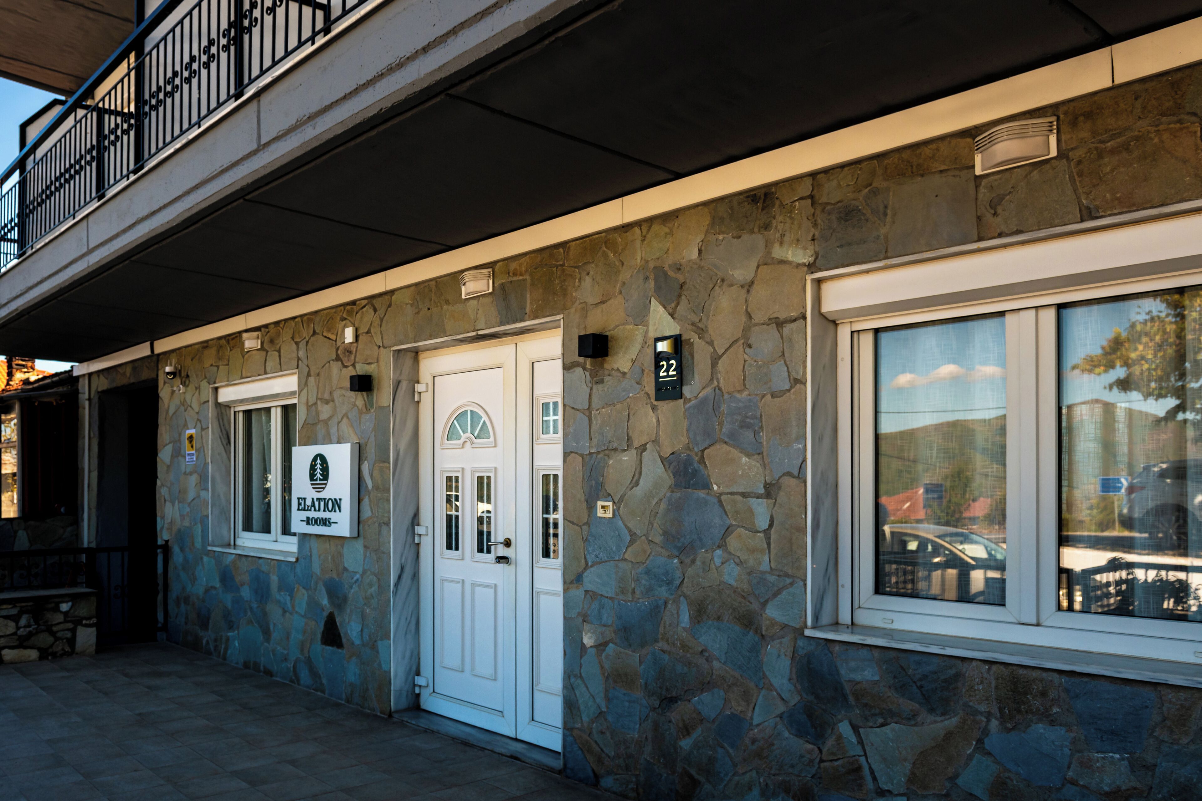 واجهة المنشأة