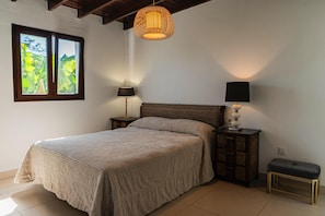 Casa, 2 habitaciones, piscina privada | Tabla de planchar con plancha y wifi gratis