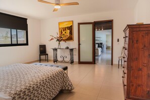 Hus, 2 soverom, privat basseng | Strykejern/-brett og wi-fi (inkludert)