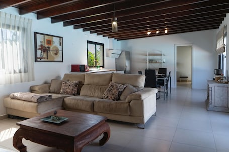 House, 2 Bedrooms, Private Pool | Living area | Flat-screen TV