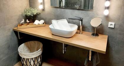Apartment 'Home Am See' with Private Terrace, Garden, and Wi-Fi