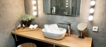 Appartement 'Home Am See -' avec terrasse privée, jardin et Wi-Fi
