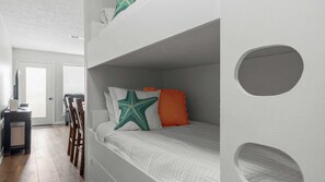 Apartment (1 Bedroom) | Interior - Gulf Walk by Avantstay West End Coastal Escape Renovated 1BR Condo Shared Pool & Beach Access (Panama City Beach)