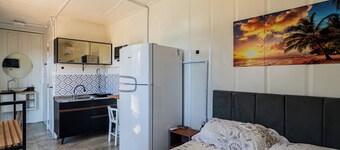 Container 3