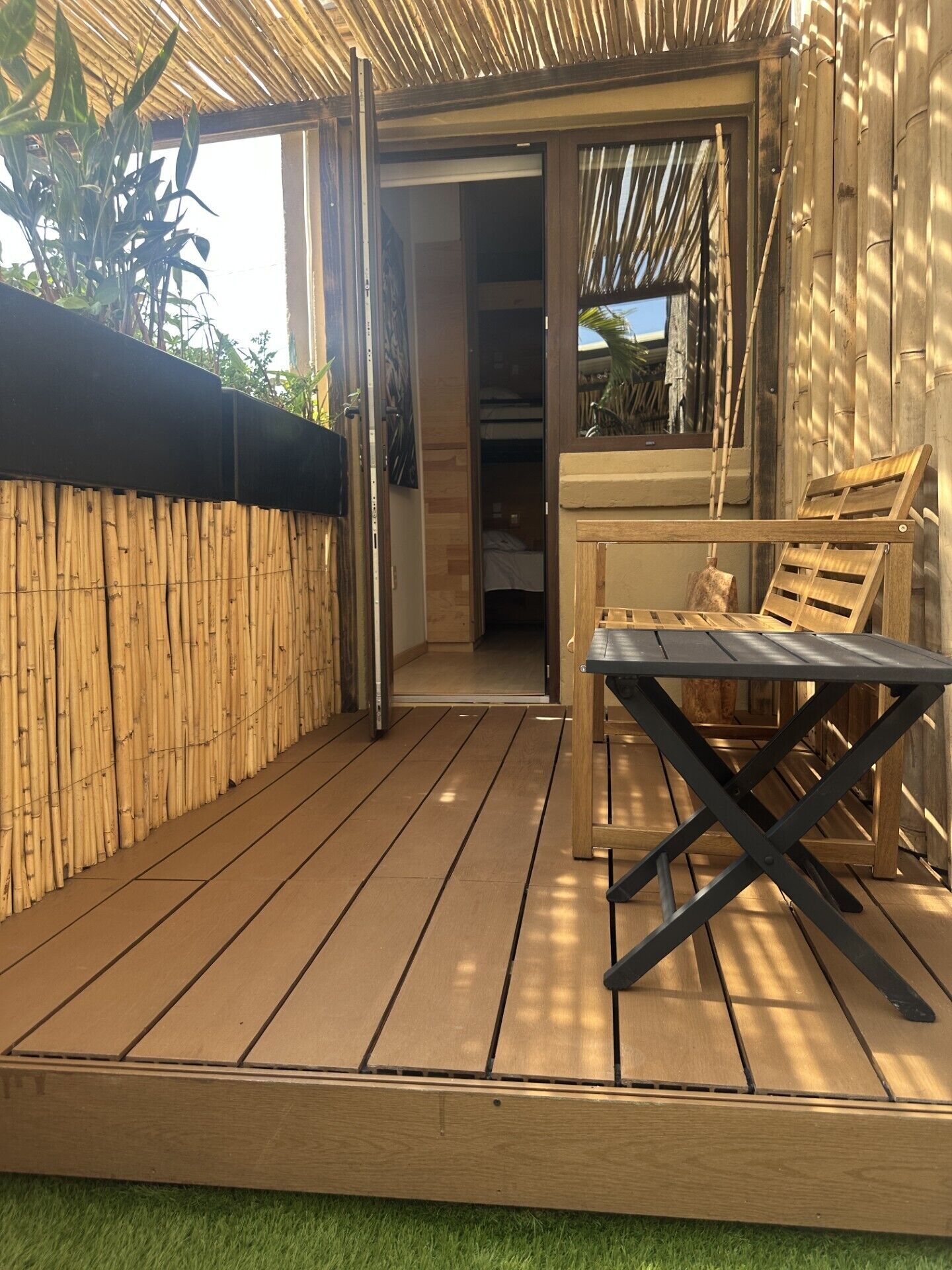 Felles sovesal | Blendingsgardiner, strykejern/-brett og wi-fi (inkludert)