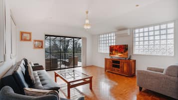 Apartment | Living room