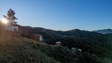 Basic Cabin | Exterior