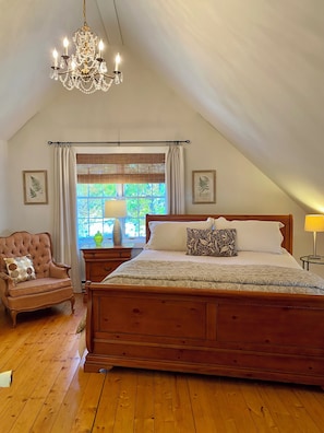 4 soveværelser, strygejern/strygebræt, internetforbindelse, sengetøj