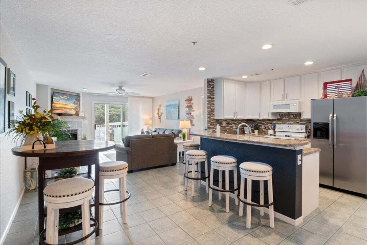 콘도, 침대(여러 개), 파티오 (No Plans Paradise) | 내부