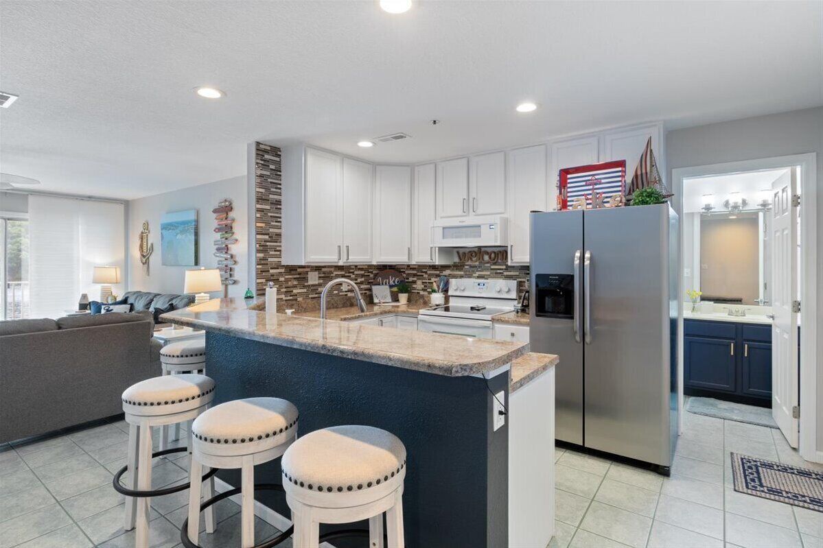 Condo, Multiple Beds, Patio (No Plans Paradise) | Private kitchen