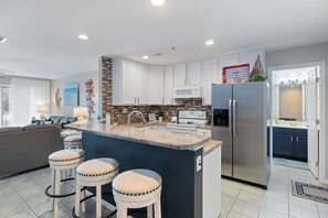 Lägenhet - flera sängar - uteplats (No Plans Paradise) | Eget kök