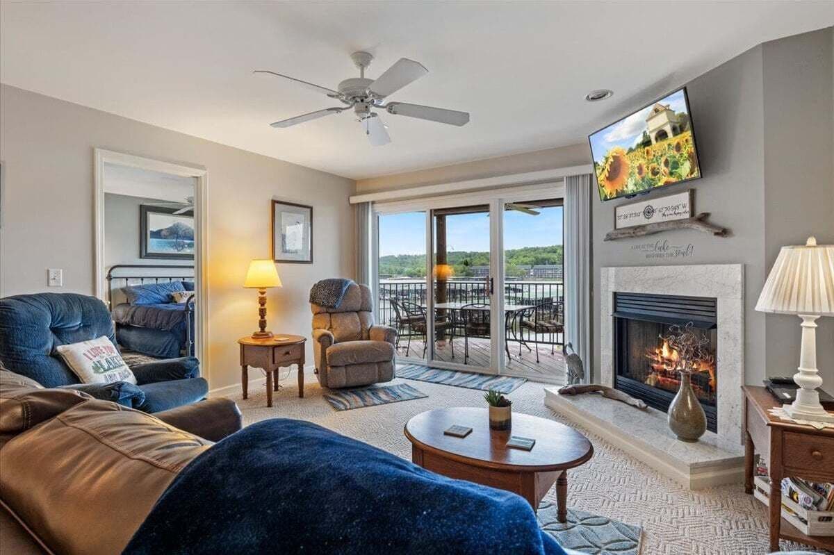 Condo, nhiều giường, có thể sử dụng hồ bơi (Peaceful Serenity) | Khu phòng khách