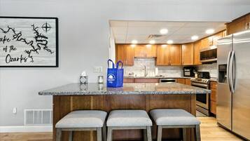 Hus - flera sängar - uteplats (Barberton Bay Retreat) | Eget kök