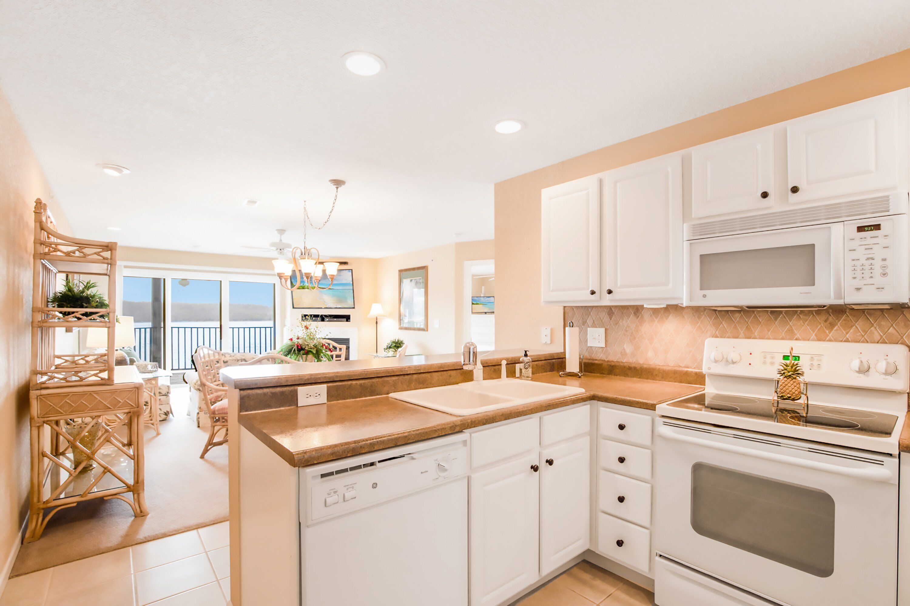 Condo, várias camas, varanda (Tranquility Shores) | Cozinha privada