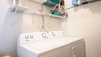 Condo, Multiple Beds, Patio (Island Oasis) | Laundry