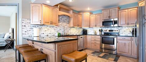 Maison, plusieurs lits, accès piscine (Jump N Jupiter) | Cuisine privée