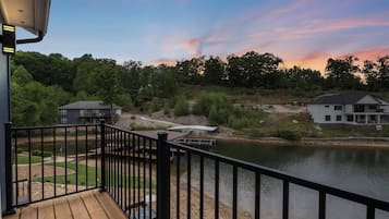 Kondominium, Beberapa Tempat Tidur, patio (Castaway Cove Unit 7) | Pemandangan dari kamar