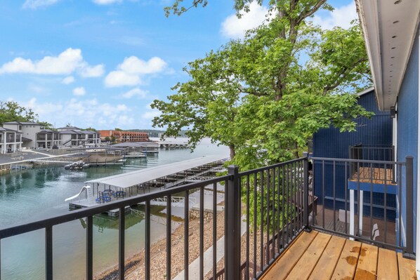 Lejlighed - flere senge - terrasse (Castaway Cove Unit 7) | Udsigt fra værelset