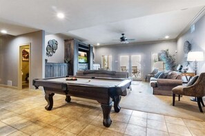 獨棟房屋, 多張床, 可使用泳池, 山景 (Aqua Vie) | 起居區