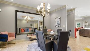 House, Multiple Beds, Pool Access, Mountain View (Aqua Vie) | 5 bedrooms, individually decorated, individually furnished, bed sheets