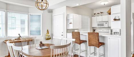 3 bedrooms, individually decorated, individually furnished, bed sheets