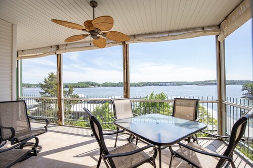 Breathtaking Views - Two Pools - Enclosed Balcony