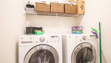 Appartement, meerdere bedden, patio (Paradise Point) | Wasservice