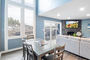 Interior - Our Cove Retreat - Perfect for Wave-free Swimming, Tanning & Prime Location Fun! (Lake Ozark)