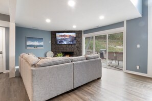 Kondominium, Beberapa Tempat Tidur, patio (Castaway Cove Unit 8) | Area keluarga
