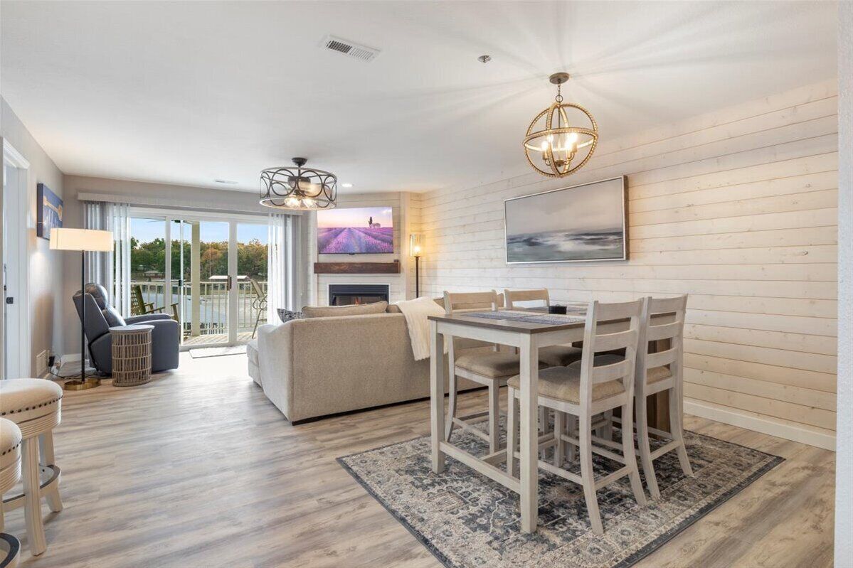 Condo, Berbilang Katil, Pool Access (Sunrise and Shine) | Ruang tamu