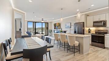 3 bedrooms, individually decorated, individually furnished, bed sheets