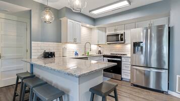 Appartement, meerdere bedden, patio (Castaway Cove Unit 5) | Privékeuken