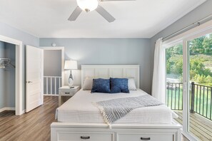 Bloc d'apartaments, diversos llits, pati (Castaway Cove Unit 5) | 2 dormitoris, decoració individual, mobiliari individual i roba de llit