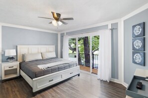 Condo, várias camas, varanda (Castaway Cove Unit 2) | 2 quartos, individualmente decorados, individualmente mobiliados