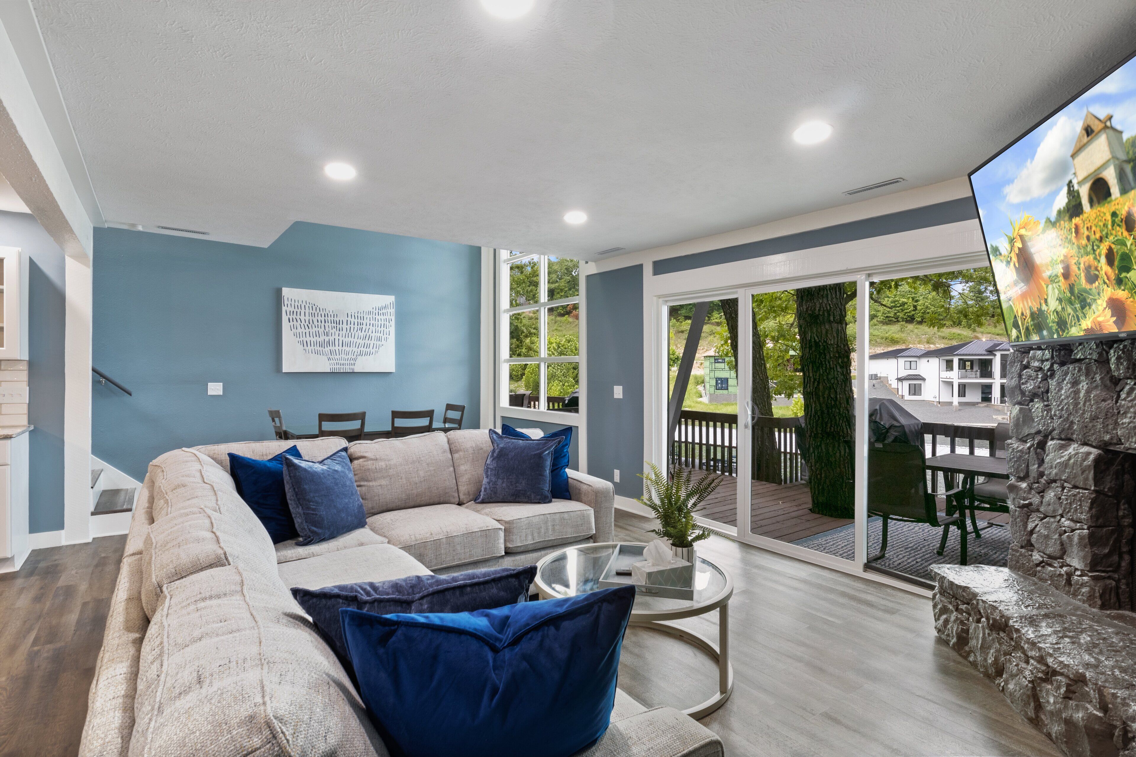 Condo, Multiple Beds, Patio (Castaway Cove Unit 2) | Living area