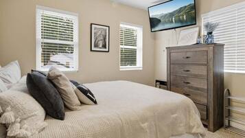 Ferienhaus, Mehrere Betten, Terrasse (Melo Escape) | 2 Schlafzimmer, individuell dekoriert, individuell eingerichtet