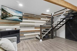 Hus, flere senger, terrasse (Melo Escape) | Oppholdsområde