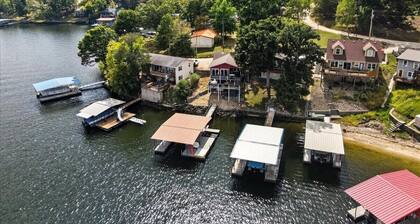 Breathtaking Views, Private Dock, Pure Relaxation