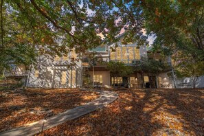 Exterior - Six Suites With Hot Tubs, Private Jacuzzi Baths, Wooded Garden and Lake Access With Boat Slip (Osage Beach)