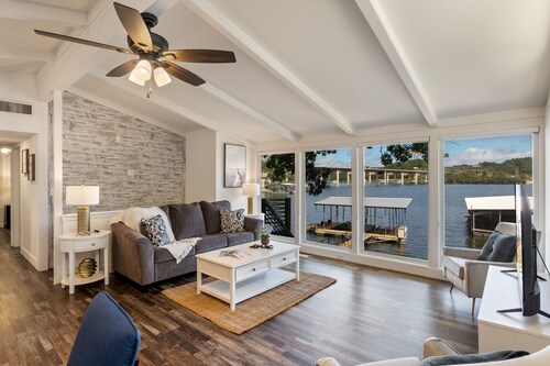 Private Dock & Fireplace Steps From Osage Beach