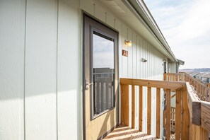 Lejlighed - 2 queensize-senge - adgang til pool (Pelican Point) | Udvendig detalje