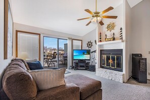 Appartement, 2 queensize bedden, toegang tot zwembad (Pelican Point) | Woonruimte